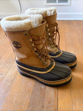 RARE Timberland 24092M Brown and Black Waterproof Winter Duck Boots Shearling
